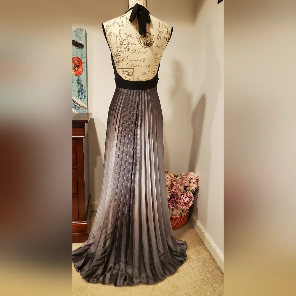 XSCAPE Women's Halter Neck,Open Back, Pleated Black /Silver Maxi Dress Size 8. - Picture 2 of 12